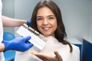 Bellaire, TX, dentist offers veneers and gum contouring 